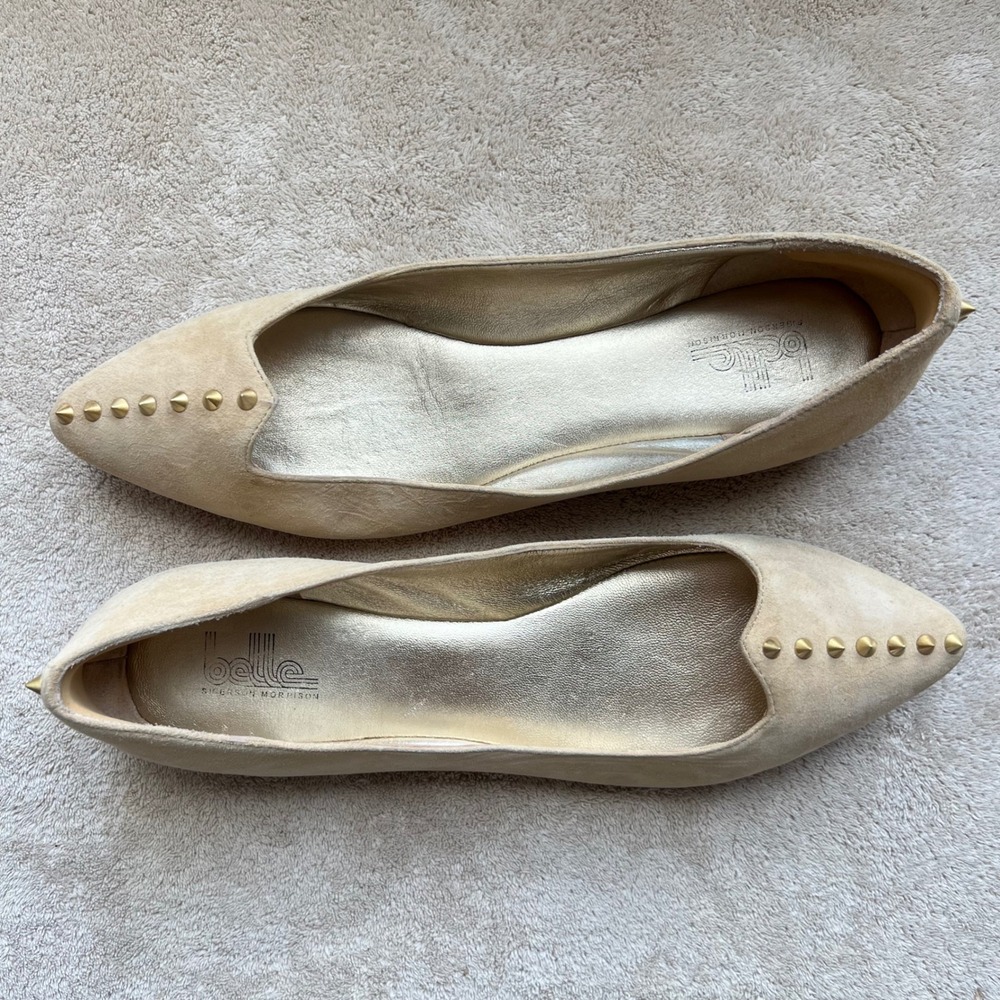Belle‎ Sigerson Morrison Varsha Women 9 Nude Suede Gold Studs Pointed Toe Flat